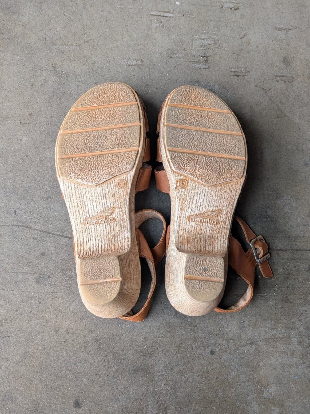 Dansko Milly Fisherman Sandal Brown Leather Ankle Strap Heel size EU 40 - Picture 10 of 11